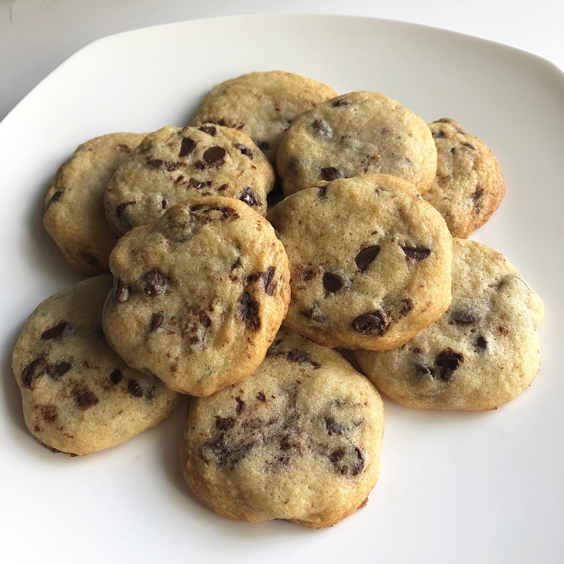 CHOCOLATE CHIP COOKIES